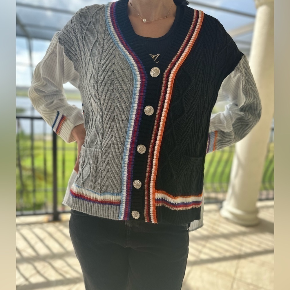 Women knit cropped sweater